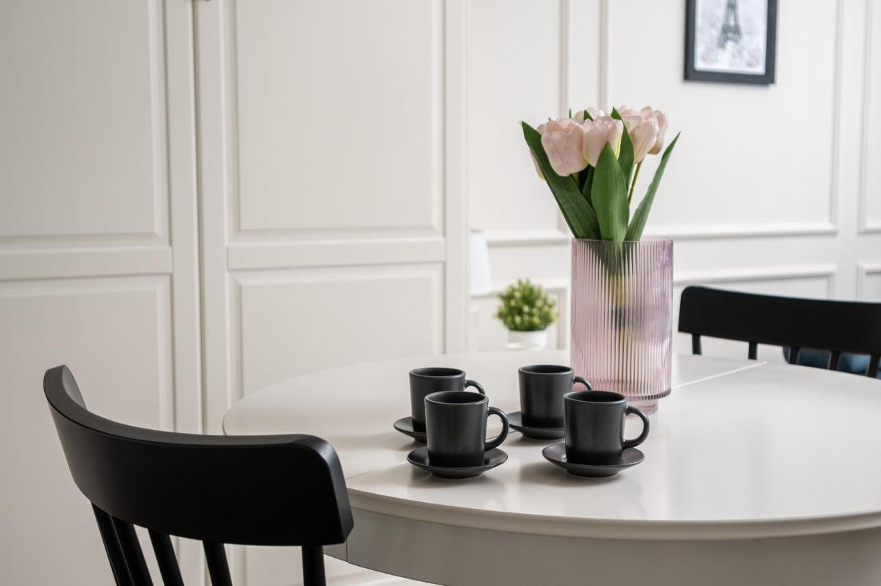 Petit Paris 36 Apartment Varşova Dış mekan fotoğraf